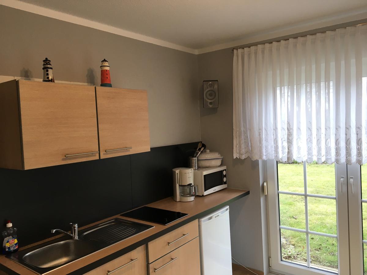 Moellis Apartment Am Jasmund-Nationalpark Lohme Extérieur photo